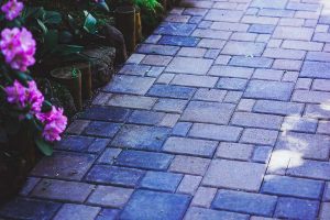 Concrete Pavers for Paths and Patios